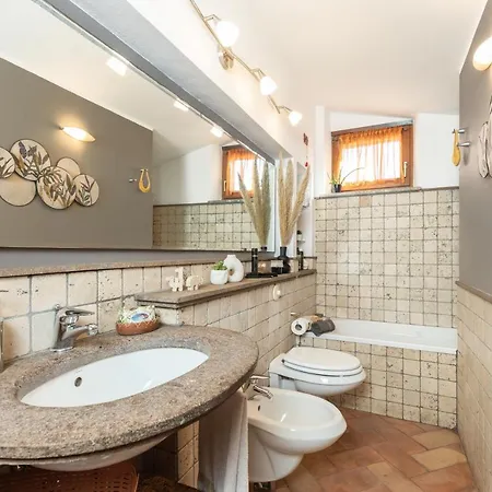 Apartment Deliziosa Mansarda Nel Centro Storico