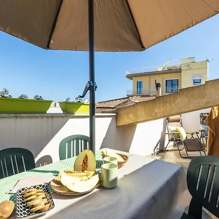 Deliziosa Mansarda Nel Centro Storico Tortoli